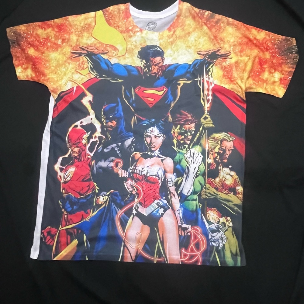 DC Comics Justice League of America Graphic Shirt Men's Large White